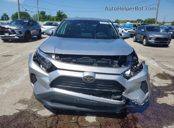 2T3G1RFV1PC386552 2023 TOYOTA RAV4 Silver Front view