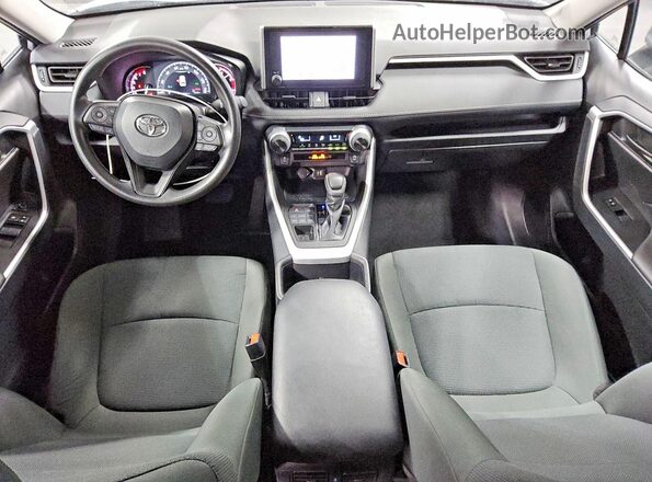 2T3G1RFV1RC478196 2024 TOYOTA RAV4 Silver Вид панелі приладів