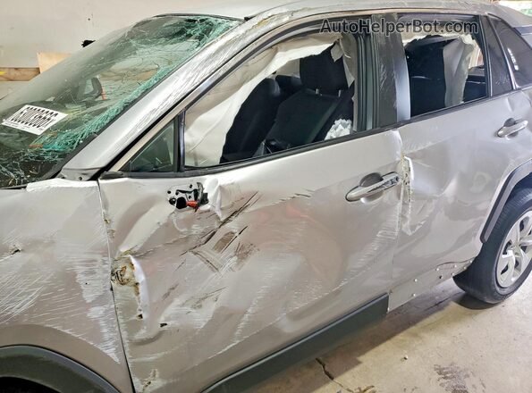 2T3G1RFV2RC431288 2024 TOYOTA RAV4 Silver წინა სალონის ხედი