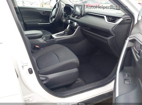2T3G1RFV4MC157617 2021 TOYOTA RAV4 White Front interior view