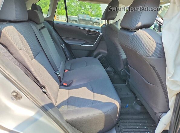 2T3G1RFV5MW152506 2021 TOYOTA RAV4 Silver Rear interior view