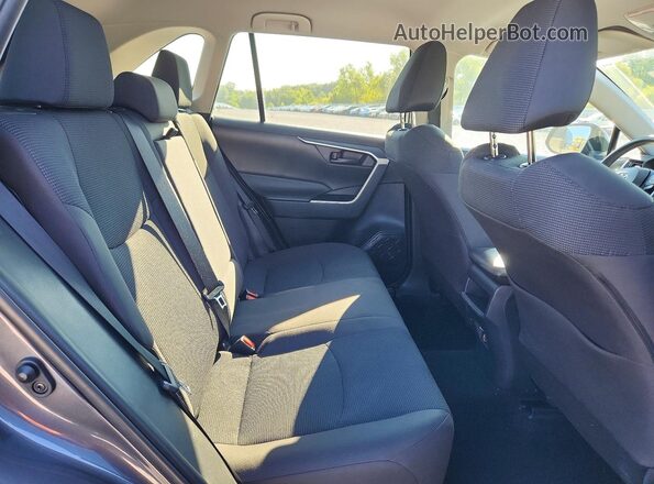 2T3G1RFV6KW073598 2019 TOYOTA RAV4 Gray Widok wnętrza z tyłu