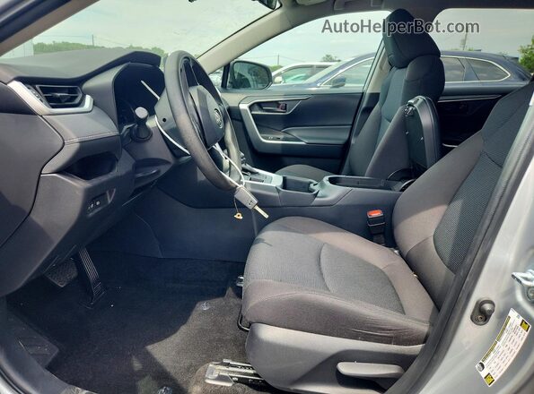 2T3G1RFV7SW552600 2025 TOYOTA RAV4 Silver წინა სალონის ხედი