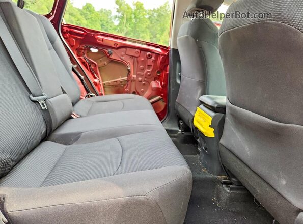 2T3G1RFV9KC003580 2019 TOYOTA RAV4 Красный Вид задней части салона