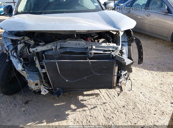 2T3H1RFV0KW051889 2019 TOYOTA RAV4 Серебряный Вид спереди