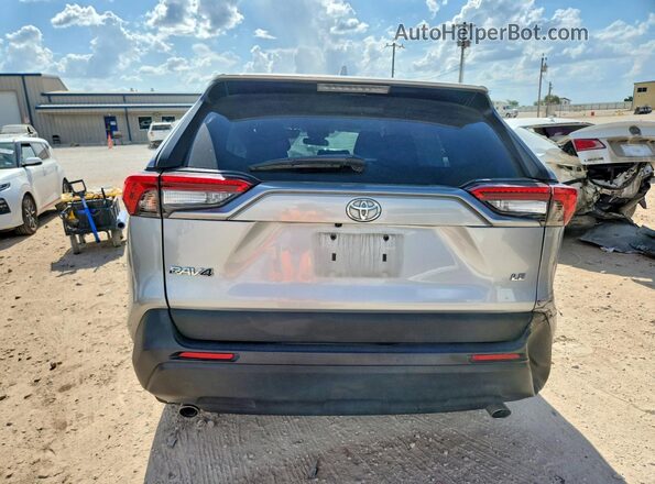 2T3H1RFV0MC137627 2021 TOYOTA RAV4 Silver Rear view