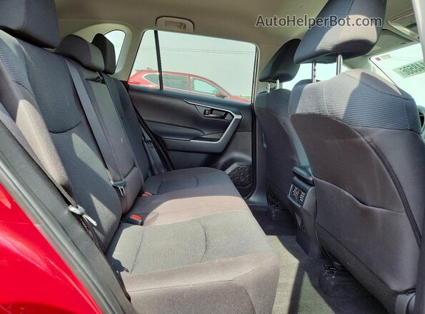 2T3H1RFV1RW317964 2024 TOYOTA RAV4 Red Widok tylnych siedzeń
