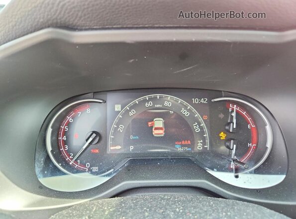 2T3H1RFV1RW317964 2024 TOYOTA RAV4 Red Widok zestawu wskaźników
