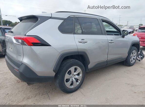 2T3H1RFV2LW083275 2020 TOYOTA RAV4 Silver Задня права чверть