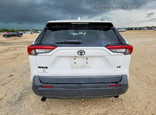 2T3H1RFV2MC117251 2021 TOYOTA RAV4 White Widok z tyłu