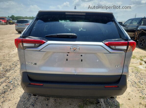 2T3H1RFV2SW380092 2025 TOYOTA RAV4 Silver Rear view