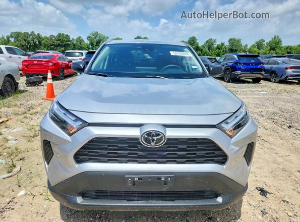 2T3H1RFV2SW380092 2025 TOYOTA RAV4 Silver Front view