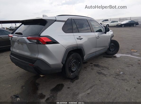 2T3H1RFV3LC048987 2020 TOYOTA RAV4 Silver Задня права чверть