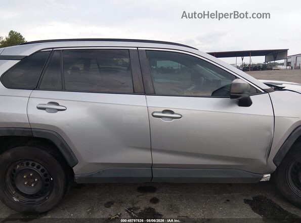 2T3H1RFV3LC048987 2020 TOYOTA RAV4 Silver Вид задньої частини салону