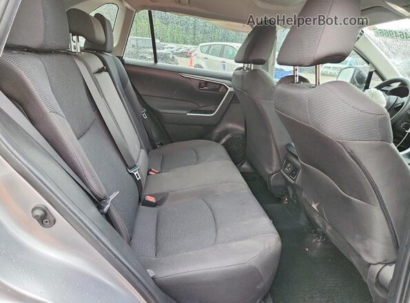 2T3H1RFV3RC260250 2024 TOYOTA RAV4 Silver Սալոնի հետևի տեսք