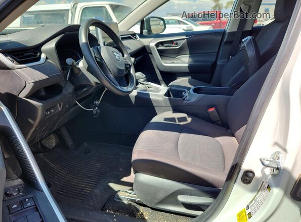 2T3H1RFV3SW396107 2025 TOYOTA RAV4 White Вид задньої частини салону
