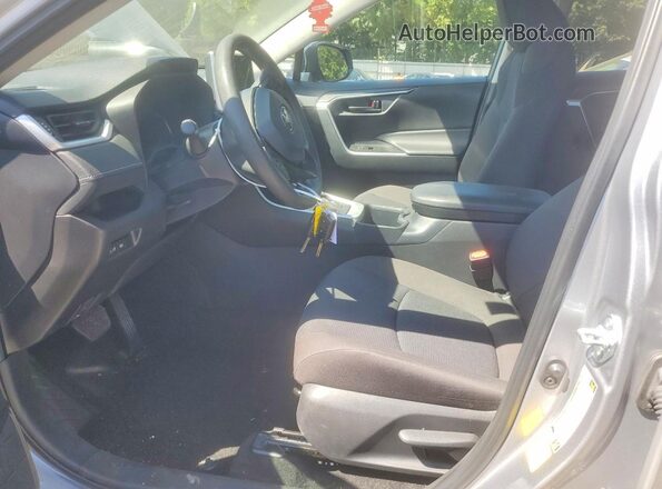 2T3H1RFV4SC332627 2025 TOYOTA RAV4 Silver Вид салону спереду