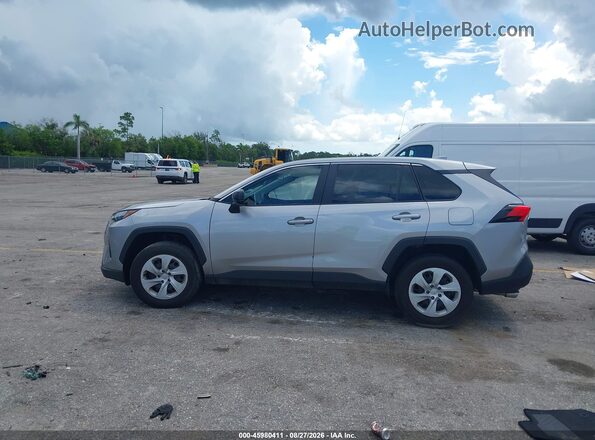 2T3H1RFV5SC309311 2025 TOYOTA RAV4 Silver Rear interior view
