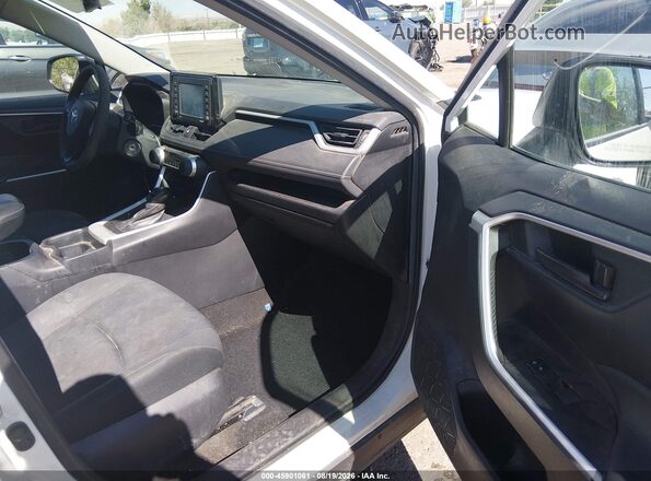 2T3H1RFV6MC140466 2021 TOYOTA RAV4 White Widok wnętrza z przodu