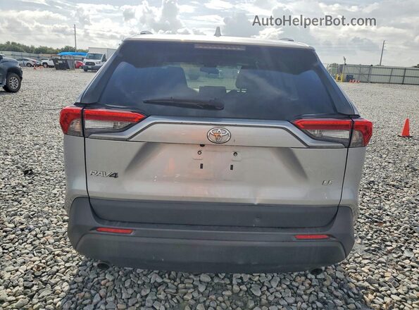 2T3H1RFV8MC116282 2021 TOYOTA RAV4 Silver Հետևի տեսք