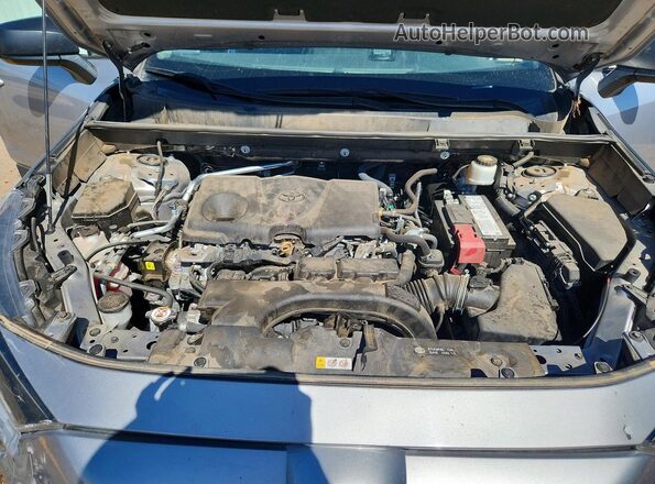 2T3H1RFV9LC081718 2020 TOYOTA RAV4 Silver Rear interior view