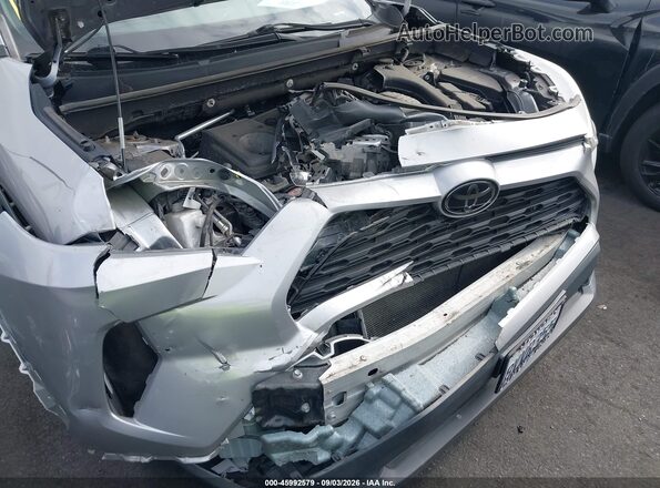 2T3H1RFV9MC093496 2021 TOYOTA RAV4 Silver Вид спереду