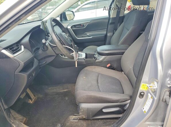 2T3H1RFV9NC193650 2022 TOYOTA RAV4 Silver Widok wnętrza z przodu