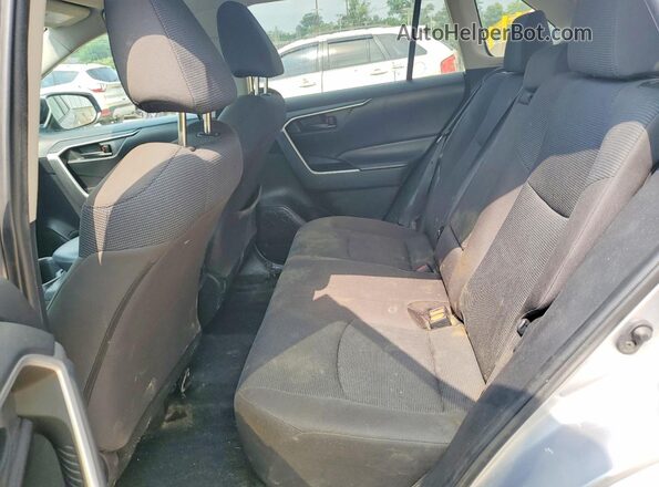2T3H1RFV9NC193650 2022 TOYOTA RAV4 Silver Widok wnętrza z tyłu