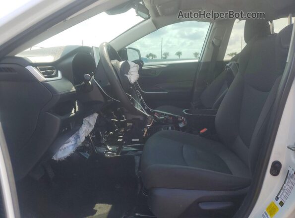 2T3H1RFVXPC219661 2023 TOYOTA RAV4 White Front interior view