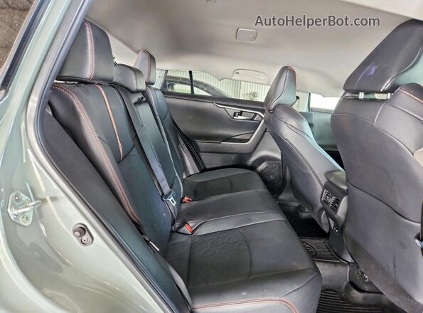 2T3J1RFV1PW350560 2023 TOYOTA RAV4 Gray Widok wnętrza z tyłu