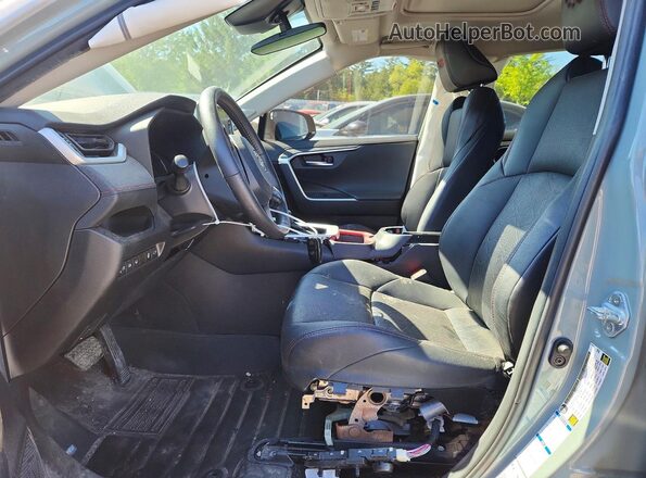 2T3J1RFV2MW212053 2021 TOYOTA RAV4 Gray Widok wnętrza z przodu