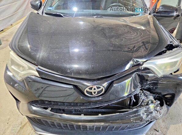 2T3JFREV4GW519134 2016 TOYOTA RAV4 Черный Вид подкапотного пространства