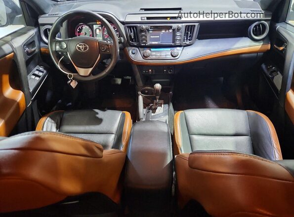 2T3JFREV4GW519134 2016 TOYOTA RAV4 Черный Вид панели приборов