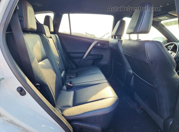 2T3JFREV7GW409596 2016 TOYOTA RAV4 White 