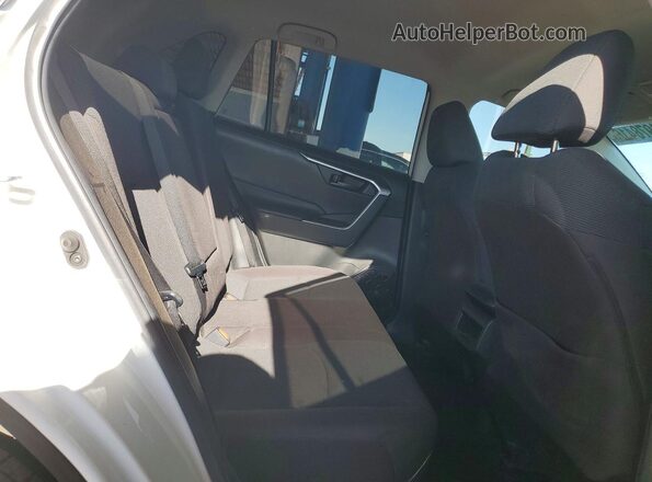 2T3K1RFV6KW001942 2019 TOYOTA RAV4 White Հետևի նստատեղերի տեսք