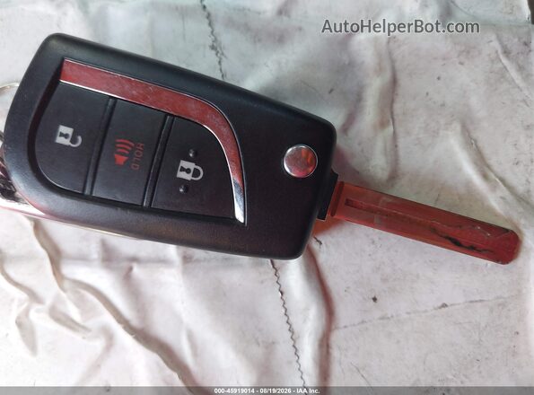2T3K1RFVXSW443025 2025 TOYOTA RAV4 White Dashboard view