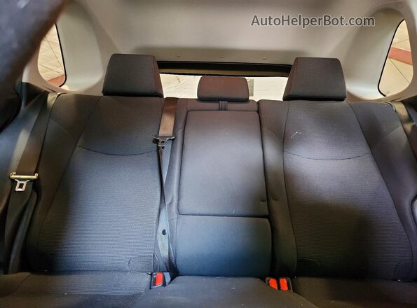 2T3LWRFV9KW018899 2019 TOYOTA RAV4 Black Widok tylnych siedzeń