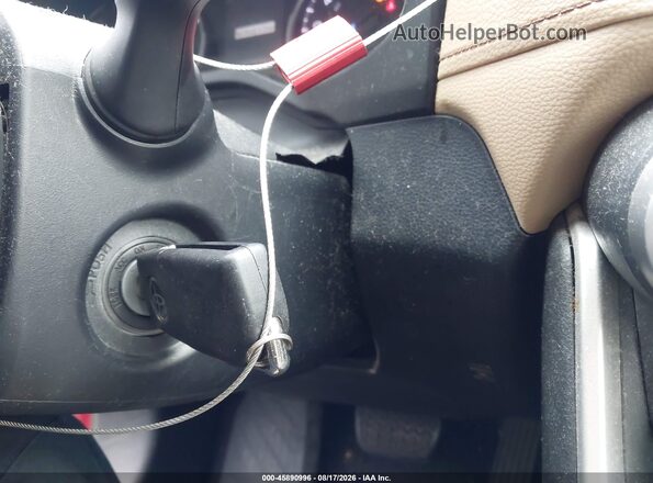2T3MWRFV0KW021209 2019 TOYOTA RAV4 HYBRID Красный Вид панели приборов