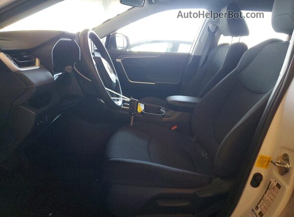 2T3MWRFV6LW083151 2020 TOYOTA RAV4 Белый Вид салона спереди