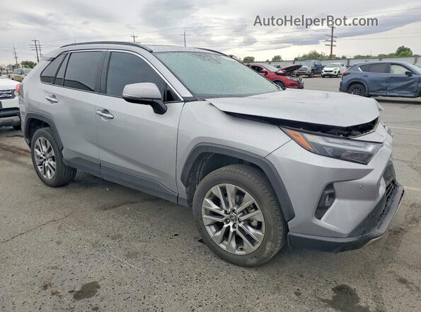2T3N1RFV3NW324539 2022 TOYOTA RAV4 Серебряный Передняя правая четверть