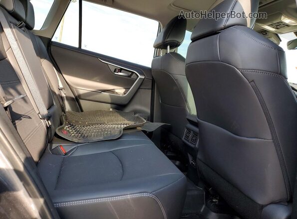 2T3N1RFV4SW550701 2025 TOYOTA RAV4 Gray Rear interior view
