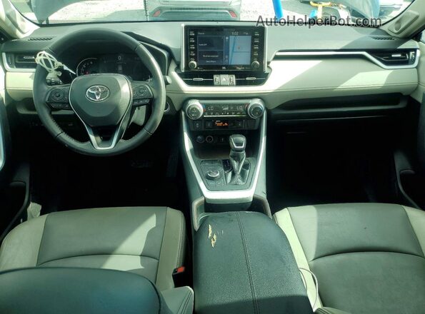 2T3N1RFVXMC209565 2021 TOYOTA RAV4 Black Widok deski rozdzielczej