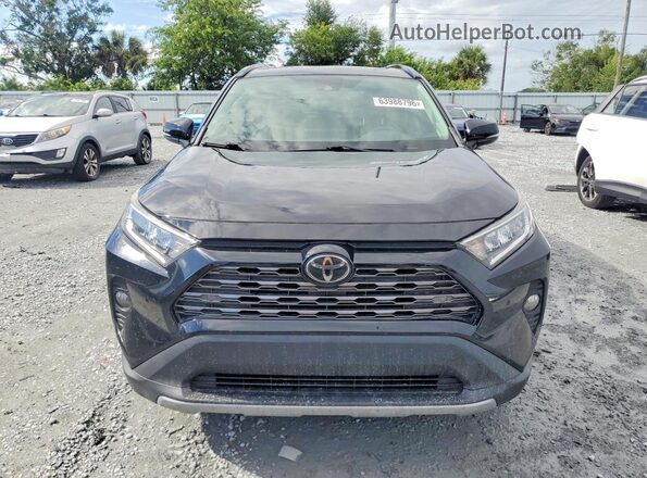 2T3N1RFVXMC209565 2021 TOYOTA RAV4 Black Widok z przodu