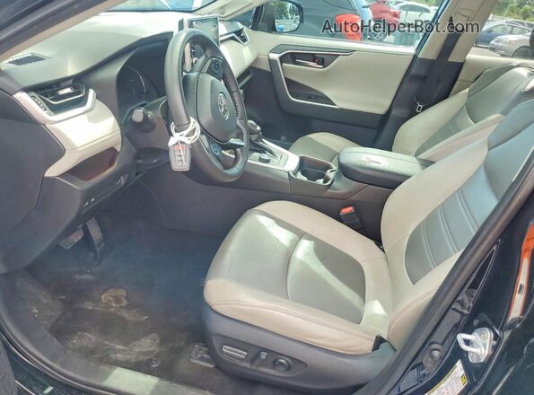 2T3N1RFVXMC209565 2021 TOYOTA RAV4 Black Widok wnętrza z przodu