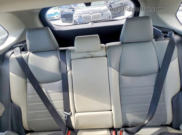 2T3N1RFVXMC209565 2021 TOYOTA RAV4 Black Widok tylnych siedzeń