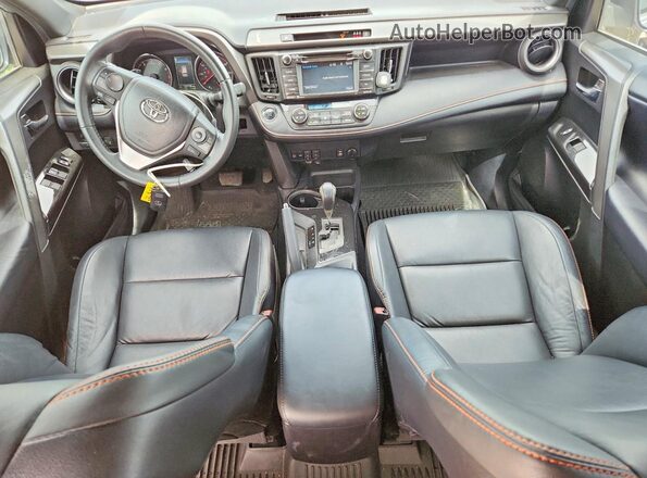 2T3NFREV0HW403111 2017 TOYOTA RAV4 Silver წინა პანელის ხედი