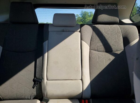 2T3P1RFV0KW058630 2019 TOYOTA RAV4 White უკანა სავარძლების ხედი