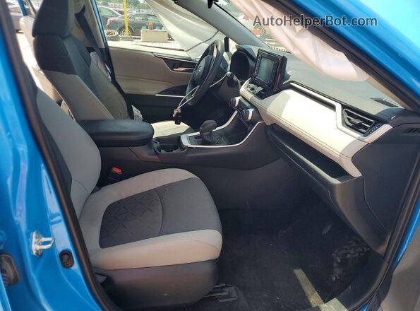 2T3P1RFV0LC061207 2020 TOYOTA RAV4 Синий Вид салона спереди