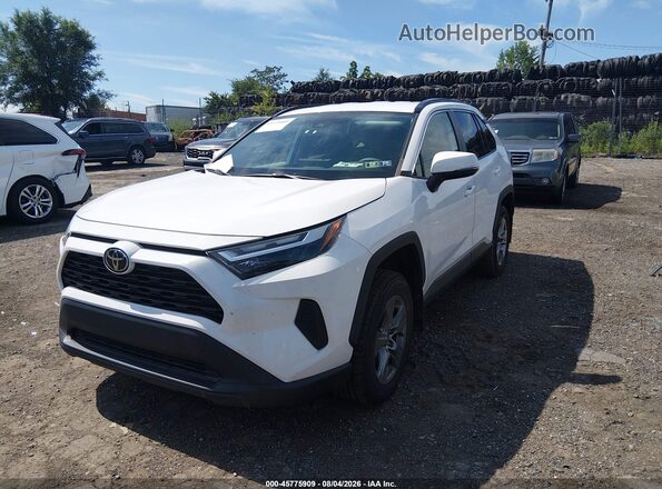 2T3P1RFV0NW311644 2022 TOYOTA RAV4 White Widok z przodu