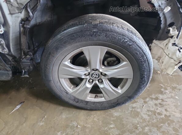 2T3P1RFV0PC367068 2023 TOYOTA RAV4 Gray 